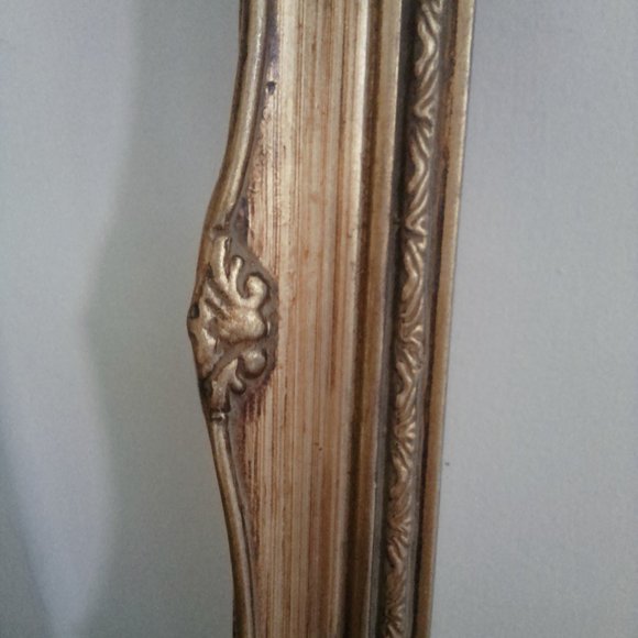 BEAUTIFUL ANTIQUE WOODEN GOLD FRAME (LAST MARKDOWN ) - Picture 9 of 13